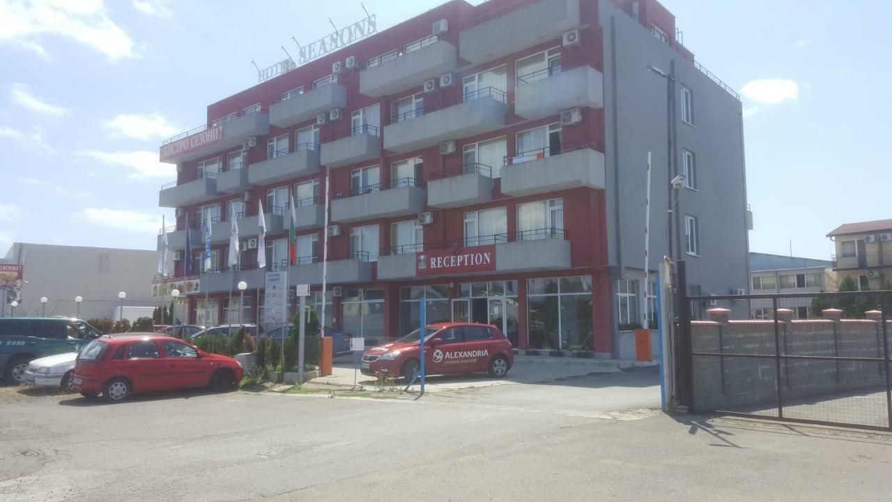 Hotel Seasons 2 Slantschew brjag Exterior foto